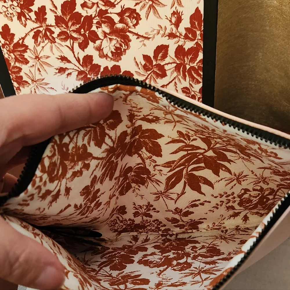 Gucci Bloom Pink Cosmetic Pouch NIB